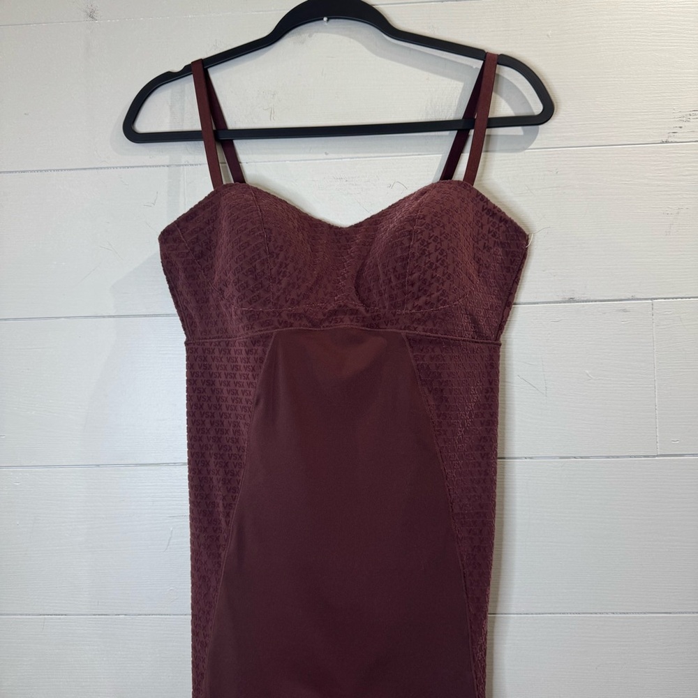 Victoria's Secret VSX Elevate™ Logo Mesh Catsuit Size Large - Picture 3 of 13
